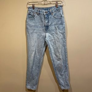 Levis Light Wash Demin Boyfriend Jeans